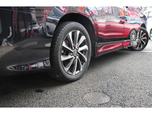 ヴォクシー ハイブリッドＳ－Ｚ　快適利便パッケージＨｉｇｈ／大画面ディスプレイ／フリップダウンモニター／ユニバーサルステップ／地デジＴＶ／ＤＶＤ／ＣＤ／バックカメラ／ブラインドスポットモニター／シートヒーター／三眼ＬＥＤヘッドライト（29枚目）