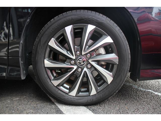 ヴォクシー ハイブリッドＳ－Ｚ　快適利便パッケージＨｉｇｈ／大画面ディスプレイ／フリップダウンモニター／ユニバーサルステップ／地デジＴＶ／ＤＶＤ／ＣＤ／バックカメラ／ブラインドスポットモニター／シートヒーター／三眼ＬＥＤヘッドライト（32枚目）