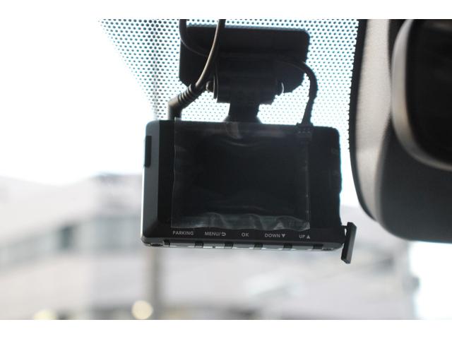 ヴォクシー ハイブリッドＳ－Ｚ　快適利便パッケージＨｉｇｈ／大画面ディスプレイ／フリップダウンモニター／ユニバーサルステップ／地デジＴＶ／ＤＶＤ／ＣＤ／バックカメラ／ブラインドスポットモニター／シートヒーター／三眼ＬＥＤヘッドライト（71枚目）