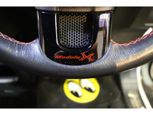 Ｎ－ＯＮＥ モデューロＸ　安心パッケージ／オプションカラー２トーン（プレミアムホワイトパールＩＩ＆レッド）／専用サスペンション／ターボ／禁煙／社外１５インチＡＷ／カロッツェリアＨＤＤナビ／Ｂｌｕｅｔｏｏｔｈ／ドラレコ／ＥＴＣ（76枚目）