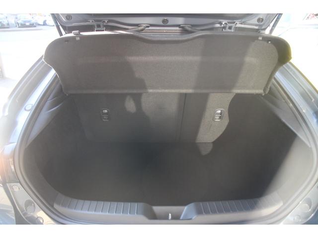 MAZDA3ファストバック 20Sプロアクティブ ツーリングセレクション シグネチャースタイル/360°セーフティパッケージ/フルセグ/アダプティブクルーズコントロール/LEDヘッドライト/BSM/シートヒーター/Bluetooth接続/寒冷地仕様/純正18AW(35枚目)