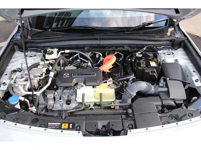 MX-30ロータリーEV ナチュラルモノトーン 8.8インチマツダコネクトナビ/BOSEサウンド/全周囲カメラ/レーダークルーズコントロール/ハーフレザーシート/メモリー付きパワーシート/LEDヘッドライト/純正18インチAW/ETC/(24枚目)