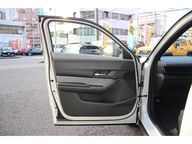MX-30ロータリーEV ナチュラルモノトーン 8.8インチマツダコネクトナビ/BOSEサウンド/全周囲カメラ/レーダークルーズコントロール/ハーフレザーシート/メモリー付きパワーシート/LEDヘッドライト/純正18インチAW/ETC/(39枚目)