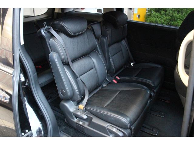 オデッセイ アブソルート・ＥＸ　７人乗／禁煙車／マルチビューカメラ／障害物センサー／両側パワースライド／ブラインドスポットモニター／オートクルーズ／オットマン／純正ナビ／Ｂｌｕｅｔｏｏｔｈ接続／ＵＳＢ接続／社外１９インチＡＷ／ＥＴＣ（9枚目）