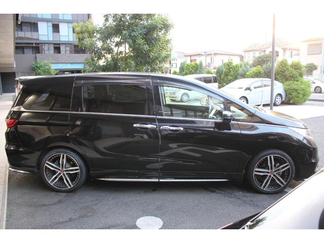 オデッセイ アブソルート・ＥＸ　７人乗／禁煙車／マルチビューカメラ／障害物センサー／両側パワースライド／ブラインドスポットモニター／オートクルーズ／オットマン／純正ナビ／Ｂｌｕｅｔｏｏｔｈ接続／ＵＳＢ接続／社外１９インチＡＷ／ＥＴＣ（23枚目）