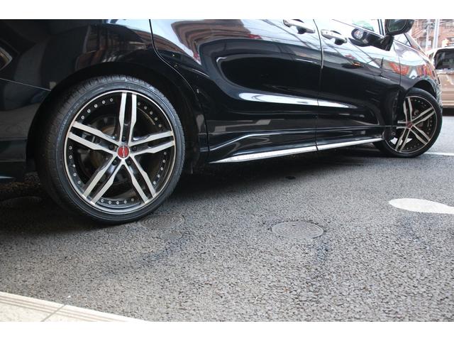 オデッセイ アブソルート・ＥＸ　７人乗／禁煙車／マルチビューカメラ／障害物センサー／両側パワースライド／ブラインドスポットモニター／オートクルーズ／オットマン／純正ナビ／Ｂｌｕｅｔｏｏｔｈ接続／ＵＳＢ接続／社外１９インチＡＷ／ＥＴＣ（26枚目）