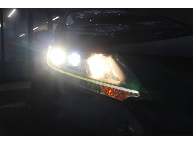 オデッセイ アブソルート・ＥＸ　７人乗／禁煙車／マルチビューカメラ／障害物センサー／両側パワースライド／ブラインドスポットモニター／オートクルーズ／オットマン／純正ナビ／Ｂｌｕｅｔｏｏｔｈ接続／ＵＳＢ接続／社外１９インチＡＷ／ＥＴＣ（29枚目）