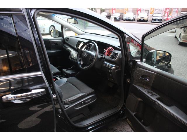 オデッセイ アブソルート・ＥＸ　７人乗／禁煙車／マルチビューカメラ／障害物センサー／両側パワースライド／ブラインドスポットモニター／オートクルーズ／オットマン／純正ナビ／Ｂｌｕｅｔｏｏｔｈ接続／ＵＳＢ接続／社外１９インチＡＷ／ＥＴＣ（46枚目）