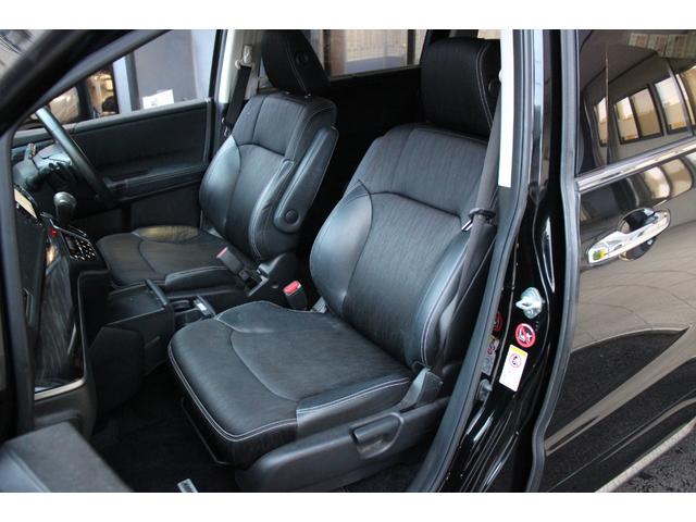 オデッセイ アブソルート・ＥＸ　７人乗／禁煙車／マルチビューカメラ／障害物センサー／両側パワースライド／ブラインドスポットモニター／オートクルーズ／オットマン／純正ナビ／Ｂｌｕｅｔｏｏｔｈ接続／ＵＳＢ接続／社外１９インチＡＷ／ＥＴＣ（50枚目）