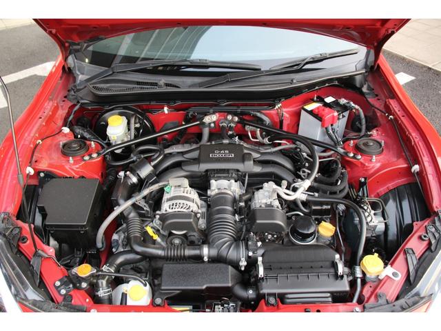 ８６ ＧＴリミテッド　後期型／禁煙／アルカンターラハーフレザーシート／リアウィング／ピュアレッド／ＭＴモード／ＬＥＤライト／フロント＆リアフォグ／シートヒーター／社外ナビ／バックカメラ／フルセグ／Ｂｌｕｅｔｏｏｔｈ／ＥＴＣ（11枚目）