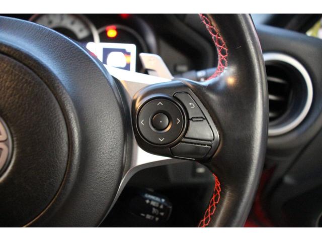 ８６ ＧＴリミテッド　後期型／禁煙／アルカンターラハーフレザーシート／リアウィング／ピュアレッド／ＭＴモード／ＬＥＤライト／フロント＆リアフォグ／シートヒーター／社外ナビ／バックカメラ／フルセグ／Ｂｌｕｅｔｏｏｔｈ／ＥＴＣ（15枚目）