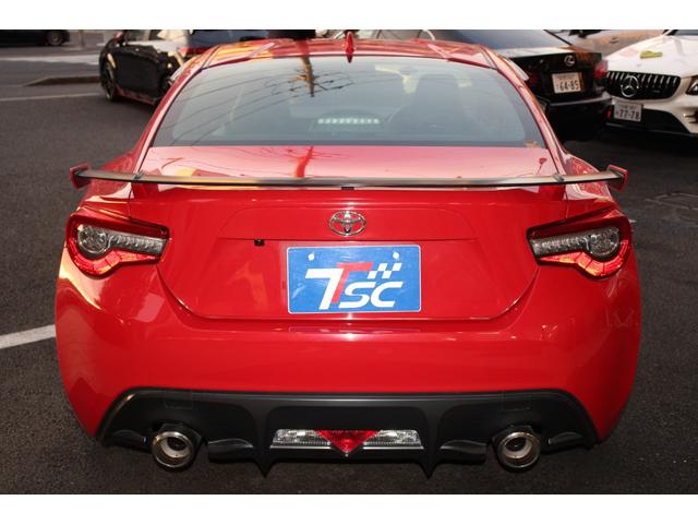 ８６ ＧＴリミテッド　後期型／禁煙／アルカンターラハーフレザーシート／リアウィング／ピュアレッド／ＭＴモード／ＬＥＤライト／フロント＆リアフォグ／シートヒーター／社外ナビ／バックカメラ／フルセグ／Ｂｌｕｅｔｏｏｔｈ／ＥＴＣ（23枚目）