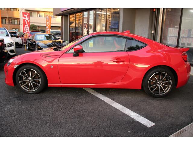 ８６ ＧＴリミテッド　後期型／禁煙／アルカンターラハーフレザーシート／リアウィング／ピュアレッド／ＭＴモード／ＬＥＤライト／フロント＆リアフォグ／シートヒーター／社外ナビ／バックカメラ／フルセグ／Ｂｌｕｅｔｏｏｔｈ／ＥＴＣ（25枚目）