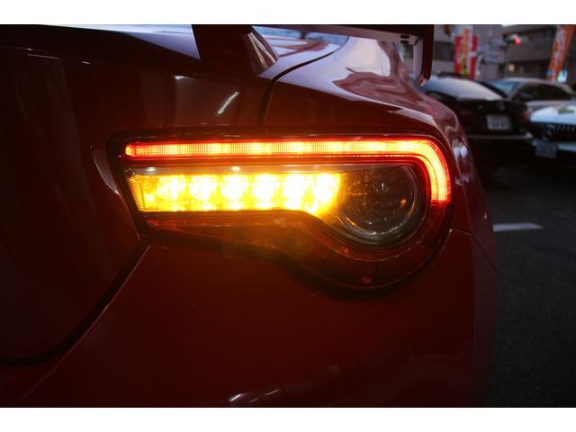 ８６ ＧＴリミテッド　後期型／禁煙／アルカンターラハーフレザーシート／リアウィング／ピュアレッド／ＭＴモード／ＬＥＤライト／フロント＆リアフォグ／シートヒーター／社外ナビ／バックカメラ／フルセグ／Ｂｌｕｅｔｏｏｔｈ／ＥＴＣ（42枚目）