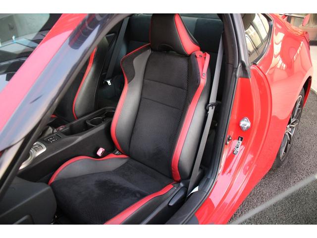 ８６ ＧＴリミテッド　後期型／禁煙／アルカンターラハーフレザーシート／リアウィング／ピュアレッド／ＭＴモード／ＬＥＤライト／フロント＆リアフォグ／シートヒーター／社外ナビ／バックカメラ／フルセグ／Ｂｌｕｅｔｏｏｔｈ／ＥＴＣ（48枚目）