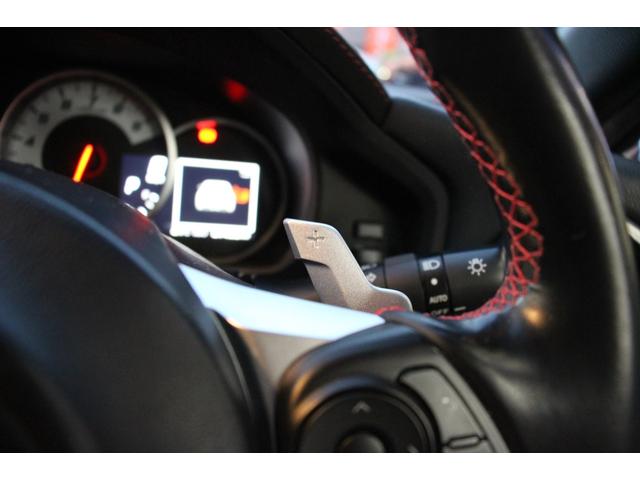 ８６ ＧＴリミテッド　後期型／禁煙／アルカンターラハーフレザーシート／リアウィング／ピュアレッド／ＭＴモード／ＬＥＤライト／フロント＆リアフォグ／シートヒーター／社外ナビ／バックカメラ／フルセグ／Ｂｌｕｅｔｏｏｔｈ／ＥＴＣ（50枚目）