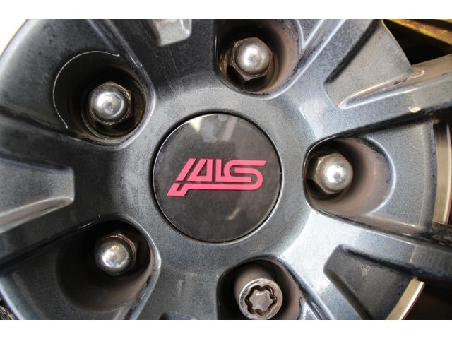 【純正１９インチアルミホイール】キズもすくなく輝きがある綺麗なホイールです！ご不明点やご来店のお際は是非お電話でご連絡下さい！無料電話番号は０４７−４０９−０１４７です！！