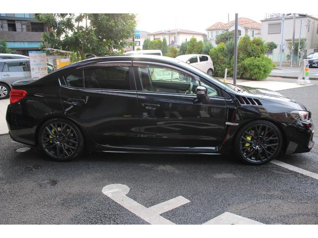 ☆カスタムは内外装問わず承っております！カーフィルムの施工やシートカバーなど、なんでもお申し付け下さい！ご不明点やご来店のお際は是非お電話でご連絡下さい！無料電話番号は０４７−４０９−０１４７です！