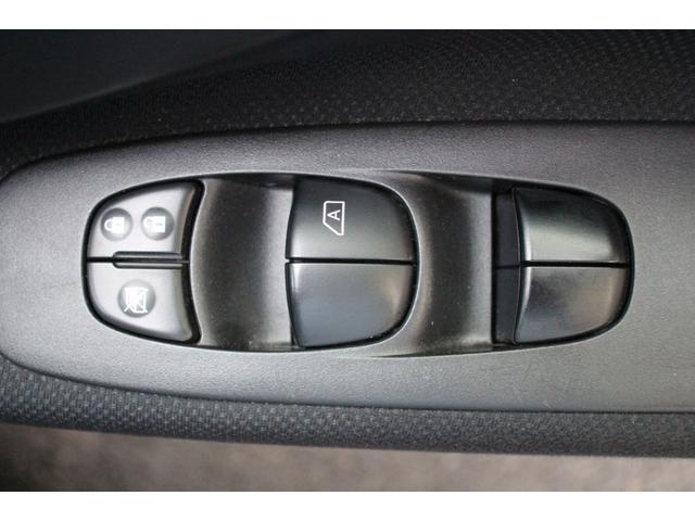 セレナ ハイウェイスター　Ｖセレ＋セーフティＩＩ　ＳＨＶ　禁煙／両側スライドドア／エマージェンシーブレーキ／アラウンドビューモニター／純正フリップダウンモニター／クルーズコントロール／ＳＤナビ／純正１６インチＡＷ／ＬＥＤヘッドライト／ドラレコ／ＥＴＣ（68枚目）