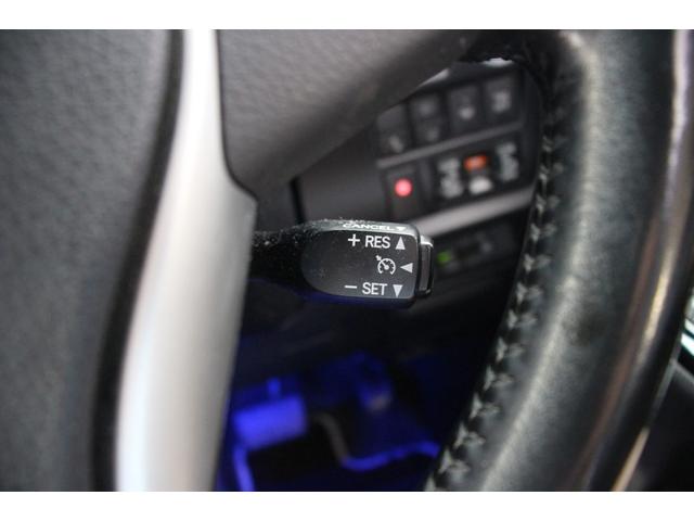 ヴォクシー ハイブリッドZS 煌II 後期型/TRDエアロ/7人乗り/ALPINE9インチSDナビ/両側パワースライド/衝突軽減ブレーキ/禁煙車/オートマチックハイビーム/クリアランスソナー/クルーズコントロール/シートヒーター/(7枚目)