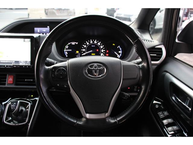 ヴォクシー ハイブリッドZS 煌II 後期型/TRDエアロ/7人乗り/ALPINE9インチSDナビ/両側パワースライド/衝突軽減ブレーキ/禁煙車/オートマチックハイビーム/クリアランスソナー/クルーズコントロール/シートヒーター/(18枚目)