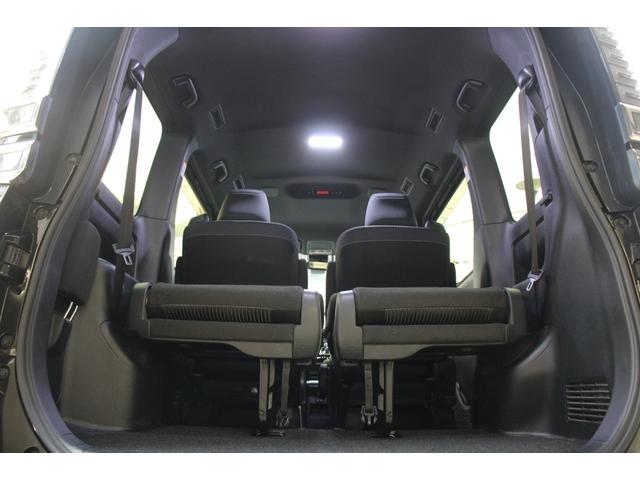 ヴォクシー ハイブリッドZS 煌II 後期型/TRDエアロ/7人乗り/ALPINE9インチSDナビ/両側パワースライド/衝突軽減ブレーキ/禁煙車/オートマチックハイビーム/クリアランスソナー/クルーズコントロール/シートヒーター/(61枚目)