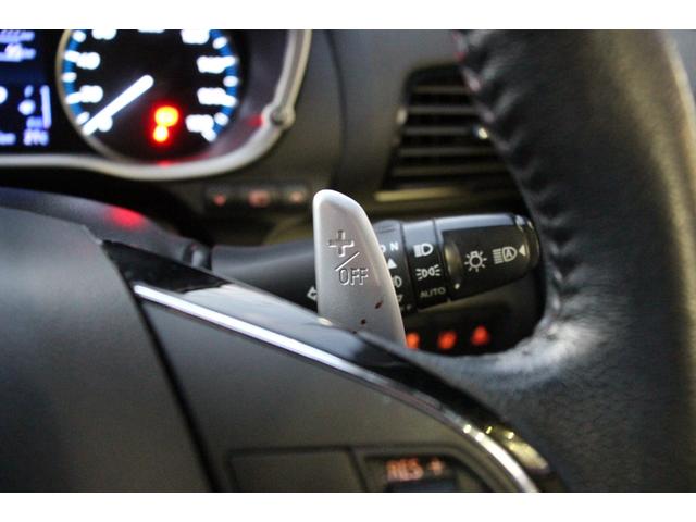 エクリプスクロスＰＨＥＶ Ｐ　禁煙／充電ケーブル有り／マルチアラウンドビューモニター／ヘッドアップディスプレイ／ブラインドスポットモニター／４ＷＤ／ステアリングヒーター／ｅ－アシスト／レーダークルーズコントロール／純正ナビ／ＥＴＣ（19枚目）