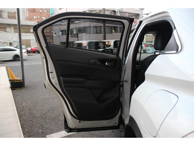 エクリプスクロスＰＨＥＶ Ｐ　禁煙／充電ケーブル有り／マルチアラウンドビューモニター／ヘッドアップディスプレイ／ブラインドスポットモニター／４ＷＤ／ステアリングヒーター／ｅ－アシスト／レーダークルーズコントロール／純正ナビ／ＥＴＣ（44枚目）