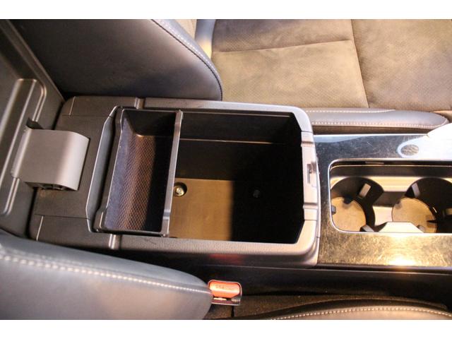 エクリプスクロスＰＨＥＶ Ｐ　禁煙／充電ケーブル有り／マルチアラウンドビューモニター／ヘッドアップディスプレイ／ブラインドスポットモニター／４ＷＤ／ステアリングヒーター／ｅ－アシスト／レーダークルーズコントロール／純正ナビ／ＥＴＣ（74枚目）