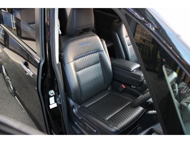 【禁煙車】車内は勿論、シートの焦げ跡や嫌な臭いも御座いません！ご不明点やご来店のお際は是非お電話でご連絡下さい！