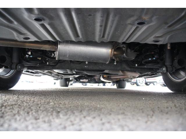 内陸使用のお車ですので下廻りのサビも少なく安心です！ご不明点やご来店のお際は是非お電話でご連絡下さい！