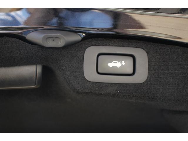 【パワーバックドア】リアゲートをワンタッチで開閉できます！ご不明点やご来店のお際は是非お電話でご連絡下さい！無料電話番号は０４７−４０９−０１４７です！！