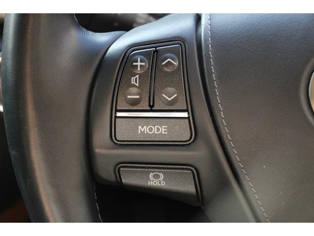 【ステアリングリモコン】ナビでの操作を行わず、ハンドルのお手元での選曲や音量調整が可能！！無料電話でのお問合せはＴＥＬ０４７−４０９−０１４７です！！