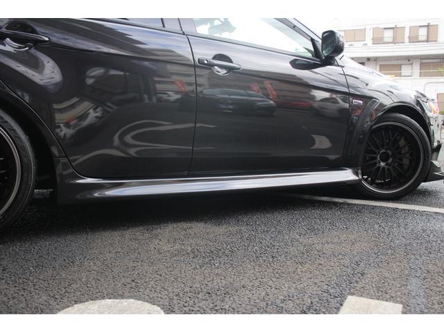 ランサー ＧＳＲエボリューションＸ　後期型／ワンオーナー／社外エアロ／ＶＯＬＴＥＸリアスポイラー／ＢＬＩＴＺインテークパイプ・サクションキット／Ｄｅｆｉスポーツディスプレイ／レカロシート／過去記録簿有Ｒ４，５，６年ディーラー記録簿（18枚目）