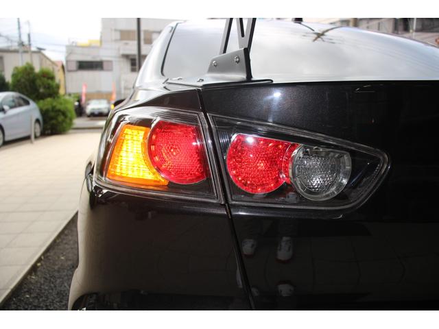 ランサー ＧＳＲエボリューションＸ　後期型／ワンオーナー／社外エアロ／ＶＯＬＴＥＸリアスポイラー／ＢＬＩＴＺインテークパイプ・サクションキット／Ｄｅｆｉスポーツディスプレイ／レカロシート／過去記録簿有Ｒ４，５，６年ディーラー記録簿（29枚目）