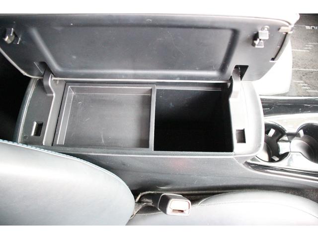 プリウス Ａツーリングセレクション　ＩＣＯＮＩＣモデリスタエアロ／モデリスタ１７インチＡＷ／セーフティセンス／ナビレディセット／アダプティブクルーズコントロール／レザーシート／パワーシート／シートヒーター／ブラインドスポットモニター（27枚目）