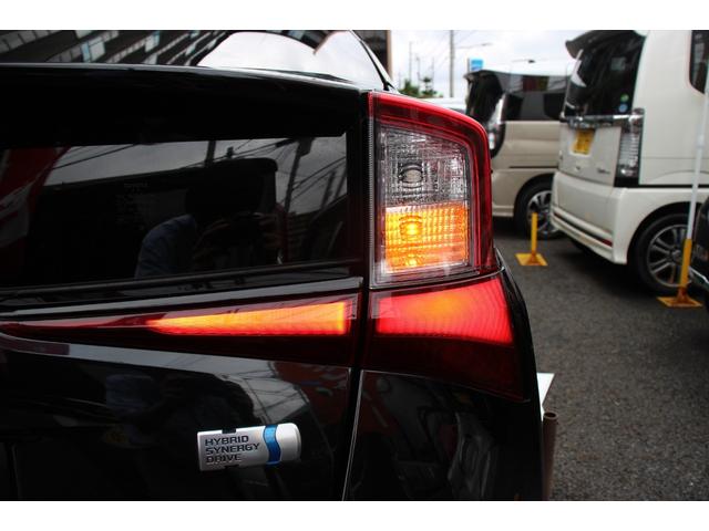 プリウス Ａツーリングセレクション　ＩＣＯＮＩＣモデリスタエアロ／モデリスタ１７インチＡＷ／セーフティセンス／ナビレディセット／アダプティブクルーズコントロール／レザーシート／パワーシート／シートヒーター／ブラインドスポットモニター（45枚目）