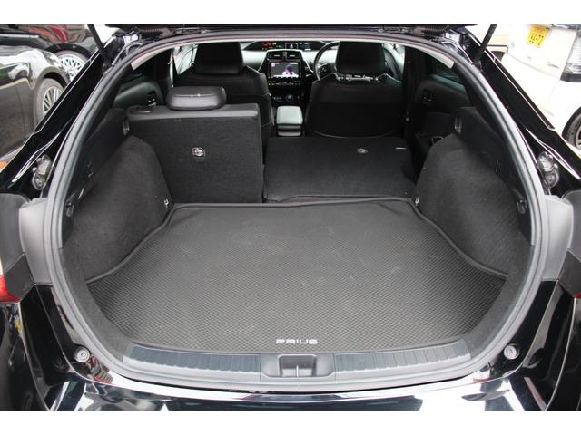 プリウス Ａツーリングセレクション　ＩＣＯＮＩＣモデリスタエアロ／モデリスタ１７インチＡＷ／セーフティセンス／ナビレディセット／アダプティブクルーズコントロール／レザーシート／パワーシート／シートヒーター／ブラインドスポットモニター（49枚目）
