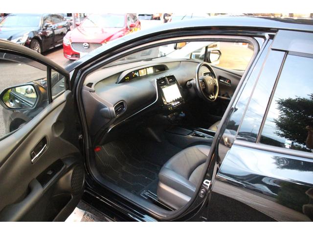 プリウス Ａツーリングセレクション　ＩＣＯＮＩＣモデリスタエアロ／モデリスタ１７インチＡＷ／セーフティセンス／ナビレディセット／アダプティブクルーズコントロール／レザーシート／パワーシート／シートヒーター／ブラインドスポットモニター（69枚目）