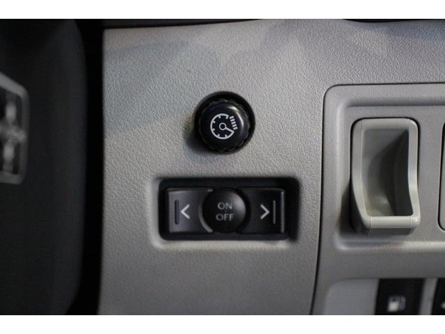 ＩＳ ＩＳ２５０　バージョンＬ　スピンドルグリル／マークレビンソン／メモリー付きパワーシート／レザーシート／クルーズコントロール／社外ＬＥＤヘッドライト／シートベンチレーション／社外１８インチＡＷ／純正ナビ／バックカメラ／ＥＴＣ（55枚目）