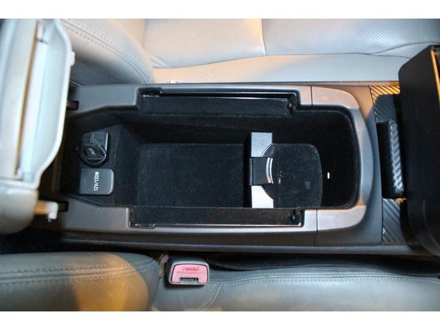 ＩＳ ＩＳ２５０　バージョンＬ　スピンドルグリル／マークレビンソン／メモリー付きパワーシート／レザーシート／クルーズコントロール／社外ＬＥＤヘッドライト／シートベンチレーション／社外１８インチＡＷ／純正ナビ／バックカメラ／ＥＴＣ（65枚目）