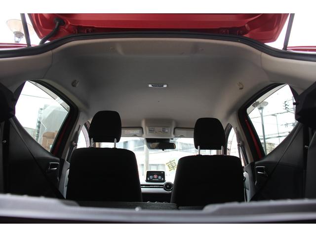 デミオ ＸＤツーリング　６ＭＴ／禁煙車／ターボ車／衝突軽減ブレーキ／ヘッドアップディスプレイ／オートクルーズコントロール／純正ＳＤナビ／バックカメラ／ＣＤ＆ＤＶＤ再生／ＵＳＢ接続／Ｂｌｕｅｔｏｏｔｈ接続／フルセグ視聴／ＥＴＣ（11枚目）