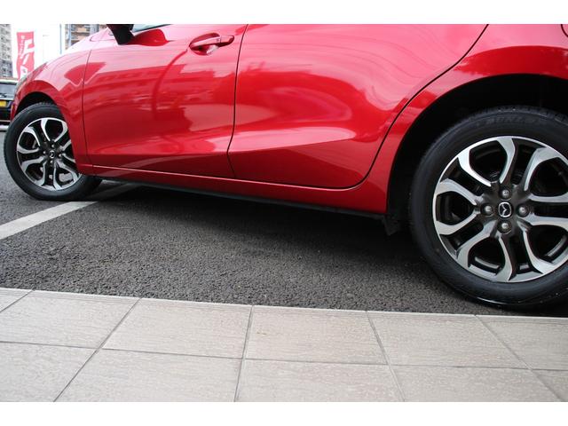 デミオ ＸＤツーリング　６ＭＴ／禁煙車／ターボ車／衝突軽減ブレーキ／ヘッドアップディスプレイ／オートクルーズコントロール／純正ＳＤナビ／バックカメラ／ＣＤ＆ＤＶＤ再生／ＵＳＢ接続／Ｂｌｕｅｔｏｏｔｈ接続／フルセグ視聴／ＥＴＣ（31枚目）