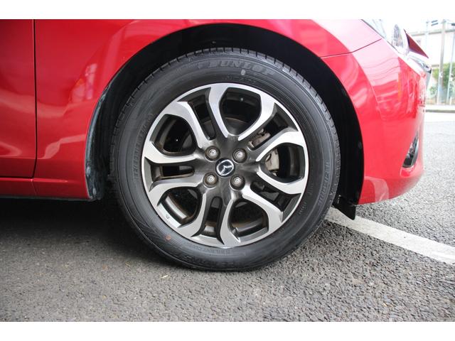 デミオ ＸＤツーリング　６ＭＴ／禁煙車／ターボ車／衝突軽減ブレーキ／ヘッドアップディスプレイ／オートクルーズコントロール／純正ＳＤナビ／バックカメラ／ＣＤ＆ＤＶＤ再生／ＵＳＢ接続／Ｂｌｕｅｔｏｏｔｈ接続／フルセグ視聴／ＥＴＣ（33枚目）