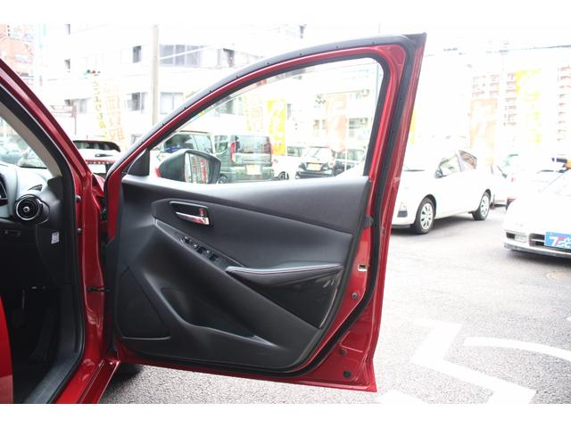 デミオ ＸＤツーリング　６ＭＴ／禁煙車／ターボ車／衝突軽減ブレーキ／ヘッドアップディスプレイ／オートクルーズコントロール／純正ＳＤナビ／バックカメラ／ＣＤ＆ＤＶＤ再生／ＵＳＢ接続／Ｂｌｕｅｔｏｏｔｈ接続／フルセグ視聴／ＥＴＣ（45枚目）