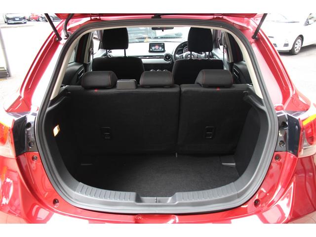 デミオ ＸＤツーリング　６ＭＴ／禁煙車／ターボ車／衝突軽減ブレーキ／ヘッドアップディスプレイ／オートクルーズコントロール／純正ＳＤナビ／バックカメラ／ＣＤ＆ＤＶＤ再生／ＵＳＢ接続／Ｂｌｕｅｔｏｏｔｈ接続／フルセグ視聴／ＥＴＣ（55枚目）