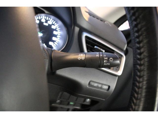 エクストレイル ２０ＸエクストリーマーＸエマージェンシーブレーキＰ　１オーナー／禁煙車／純正９インチ後席モニター／ルーフレール／ＬＥＤライト／４ＷＤ／ＭＧ　ＶＡＭＰＩＲＥ１６インチＡＷエマージェンシーブレーキ／レーンキープ／障害物センサー／純正８インチＳＤナビ／ＥＴＣ（59枚目）