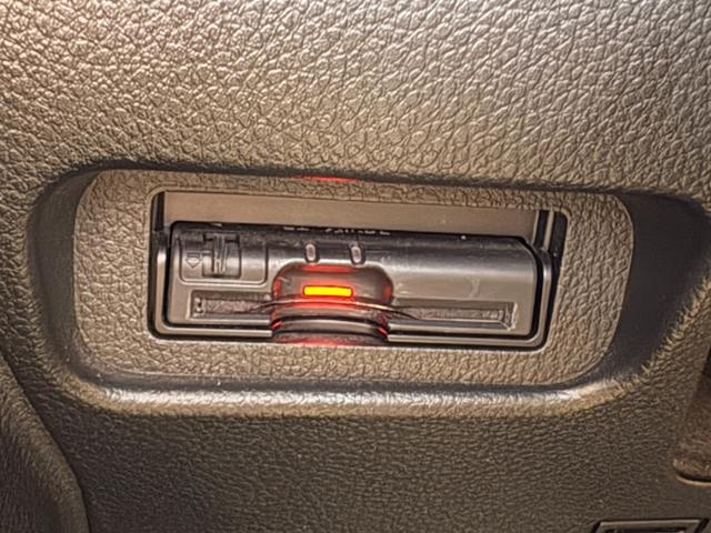 エクストレイル 20Xtt カプロンシート/オートクルーズコントロール/HIDライト/ルーフレール/4WD/純正SDナビ/バックカメラ/ETC/禁煙車/シートヒーター/スマートキー/電格ミラー/全塗装(赤→ベージュ)(16枚目)