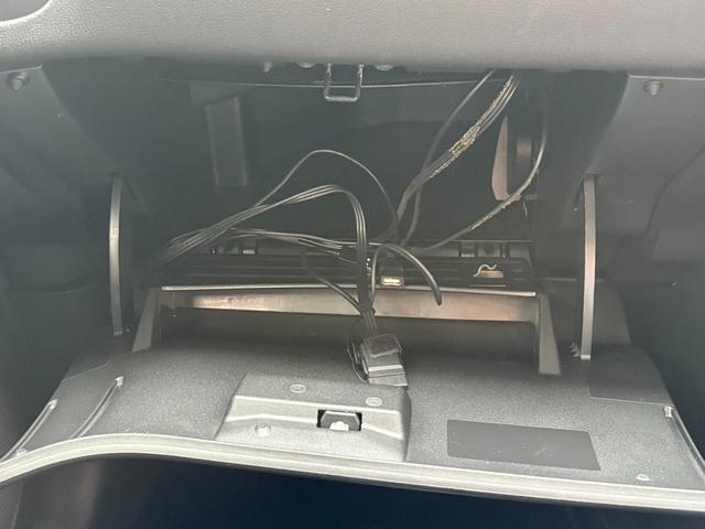 エクストレイル 20Xtt カプロンシート/オートクルーズコントロール/HIDライト/ルーフレール/4WD/純正SDナビ/バックカメラ/ETC/禁煙車/シートヒーター/スマートキー/電格ミラー/全塗装(赤→ベージュ)(46枚目)