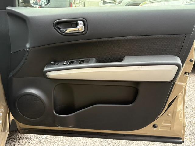 エクストレイル 20Xtt カプロンシート/オートクルーズコントロール/HIDライト/ルーフレール/4WD/純正SDナビ/バックカメラ/ETC/禁煙車/シートヒーター/スマートキー/電格ミラー/全塗装(赤→ベージュ)(49枚目)